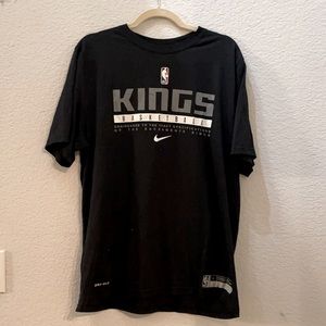 Nike NBA Sacramento Kings Basketball Dri Fit Tshirt - Like New